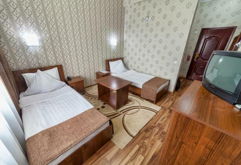 اتاق استاندارد, Oshnuru