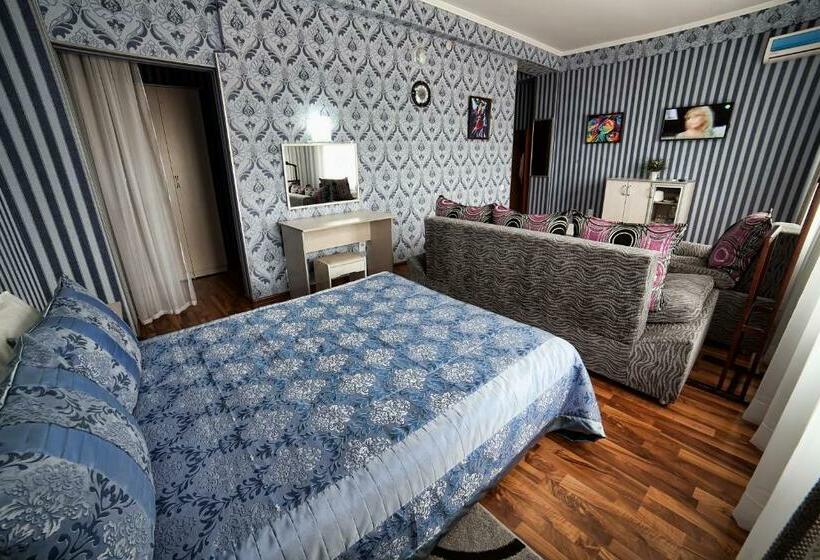 سوییت جونیور, Oshnuru