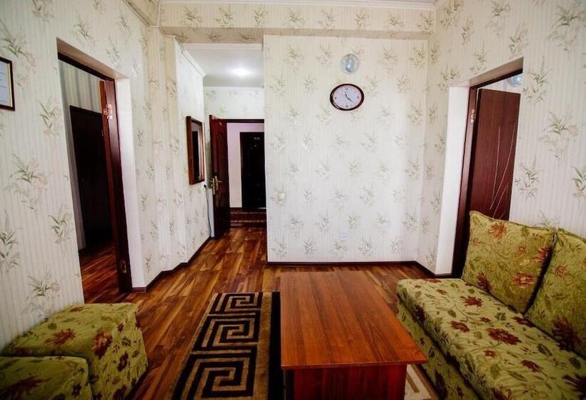 اتاق استاندارد چهار تخته, Oshnuru