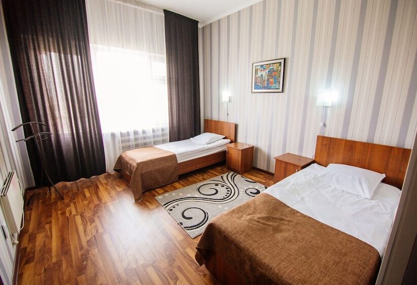 اتاق استاندارد, Oshnuru