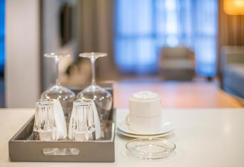 استودیوی استاندارد, 188 Suites Klcc