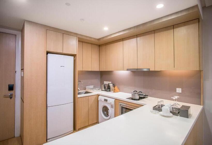 سوئیت با بالکن, 188 Suites Klcc