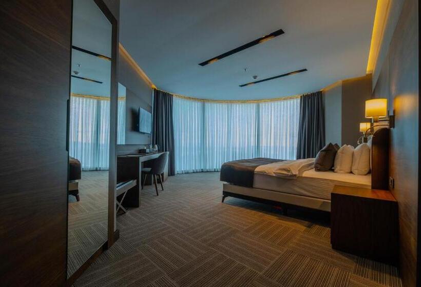 اتاق سوپریور, B İstanbul