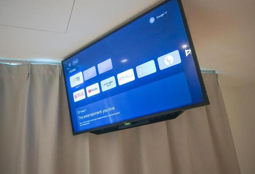 חדר דלוקס, Double H Boutique