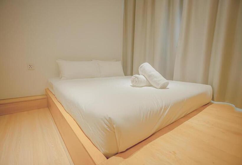 חדר סופריור, Double H Boutique