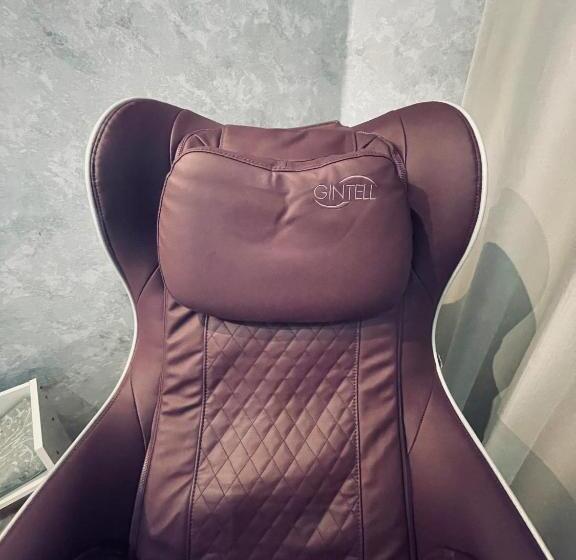 اتاق لوکس, Double H Boutique