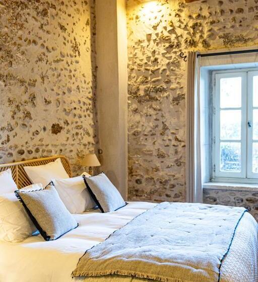 스탠다드 룸 킹사이즈 침대, Maison Bournissac