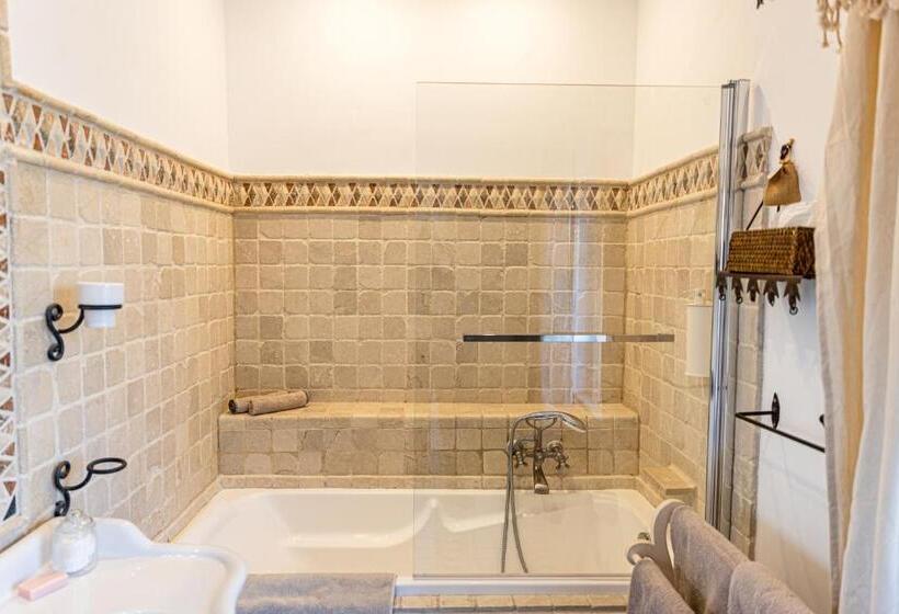 디럭스 룸, Maison Bournissac