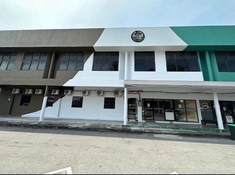 غرفة قياسية رباعية, R Hotel Langkawi