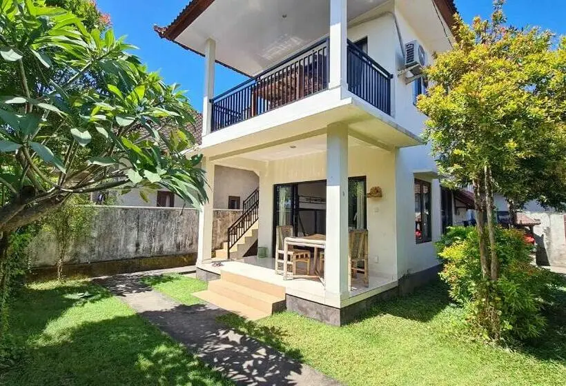 تختخواب در اتاق مشترک, Bali Fab Dive Center