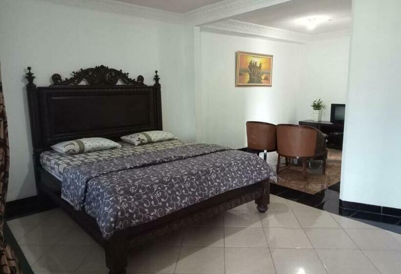 Номер Deluxe, Aries Biru Resort