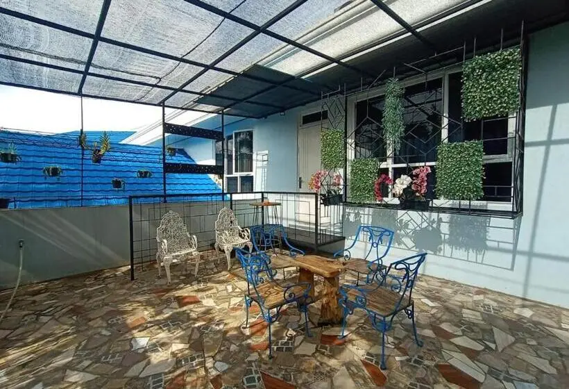 Lakosztály, Aries Biru Resort