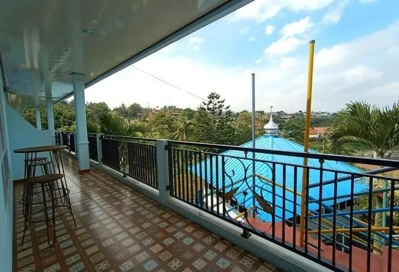Lakosztály, Aries Biru Resort