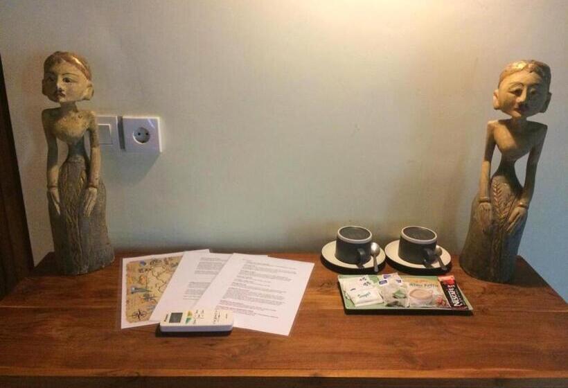 スタンダードルーム, Lullaby Bungalows