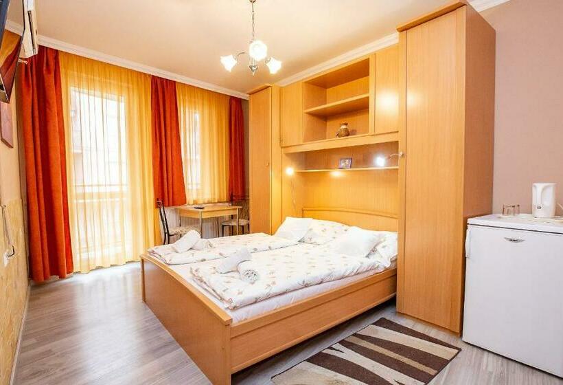 اتاق استاندارد, Major Panzió és étterem