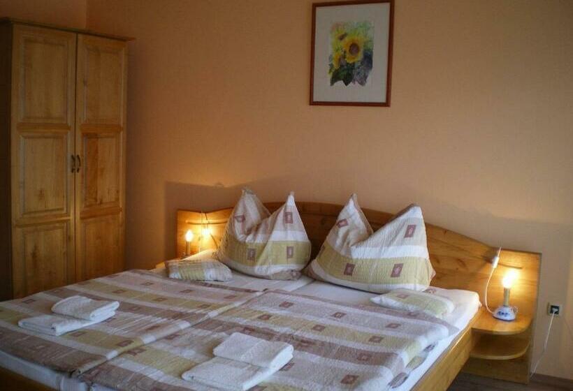 Апартаменты 1 Спальня с Балконом, Mediterrán Apartmanok Harkány