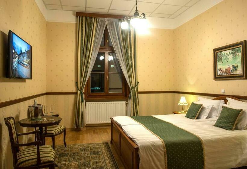 Номер Deluxe Кровать Кинг, Szekszárd Szálló