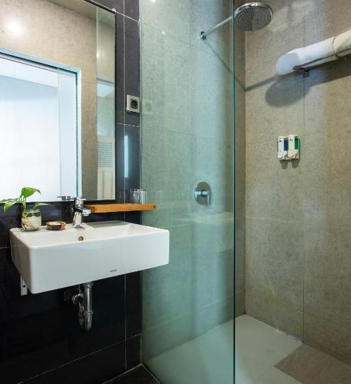 חדר סטנדרט נוף לבריכה, Blambangan