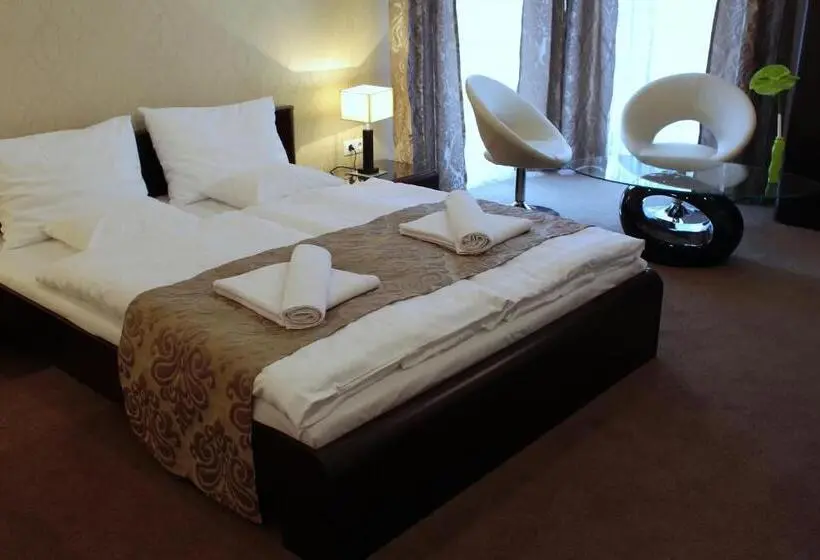 Comfort-huone, Brill Orosháza