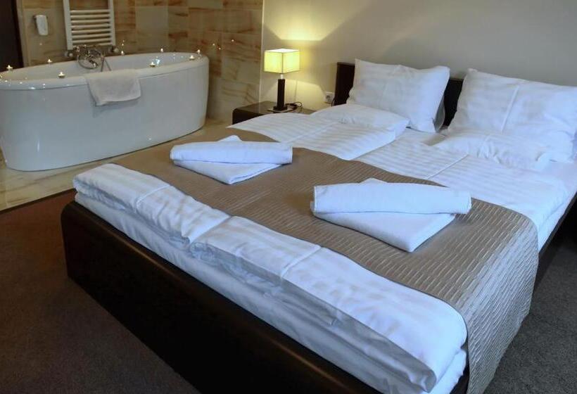 スイート, Brill Orosháza