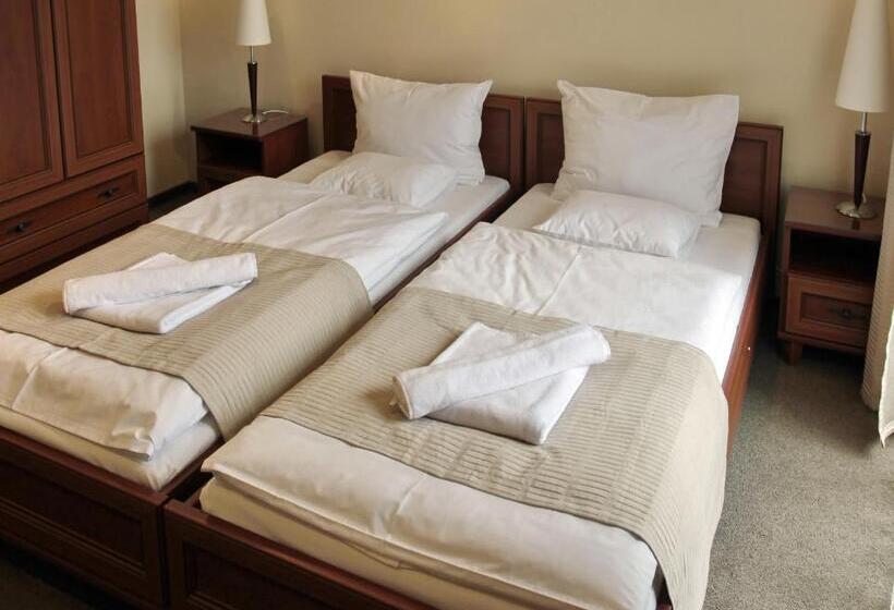 Номер Стандарт, Brill Orosháza