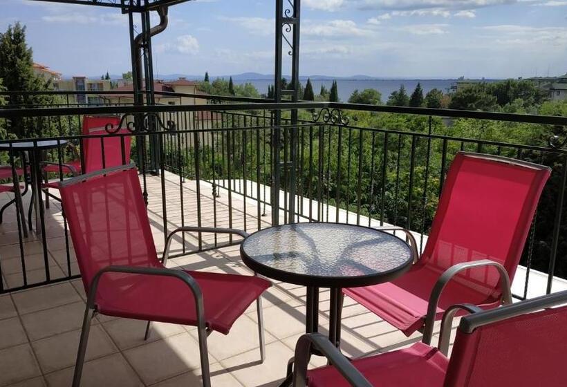 豪华海景房, Family нouse нotel Asai