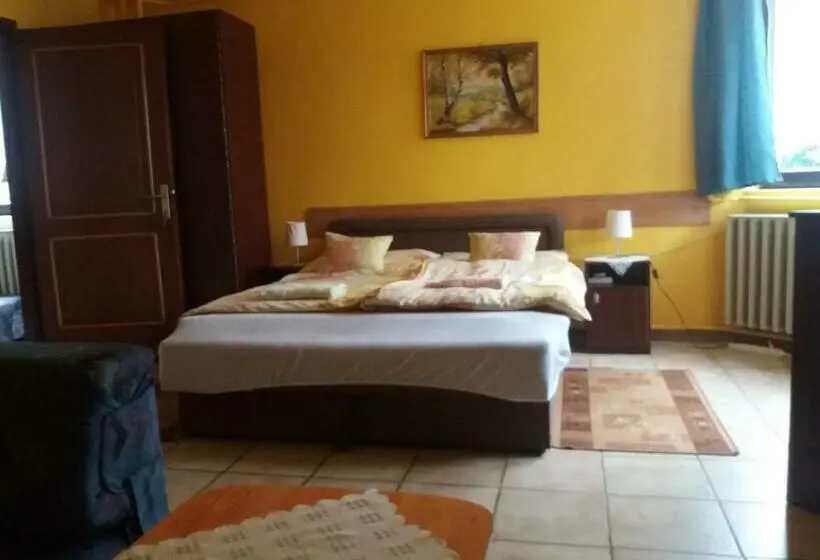 اتاق استاندارد, Lillafüred Kapuja