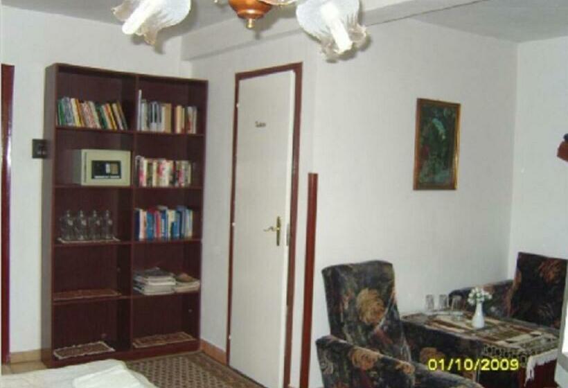 标准间, Lillafüred Kapuja