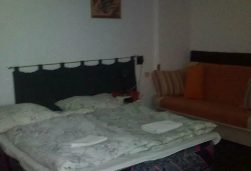 اتاق استاندارد چهار تخته, Lillafüred Kapuja