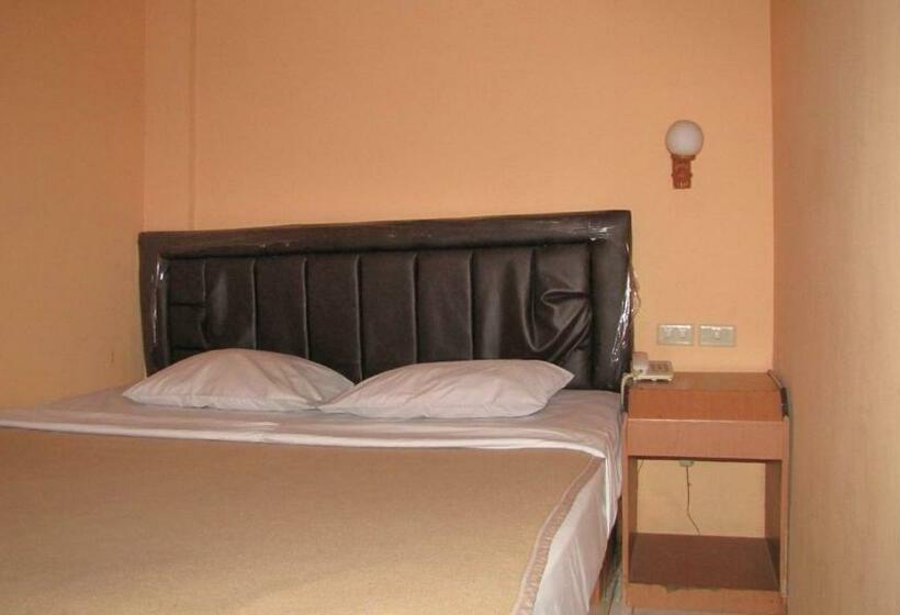 高级大房间, Mitra Garden