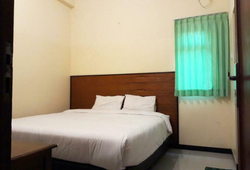 Номер Deluxe, Pelangi Indah