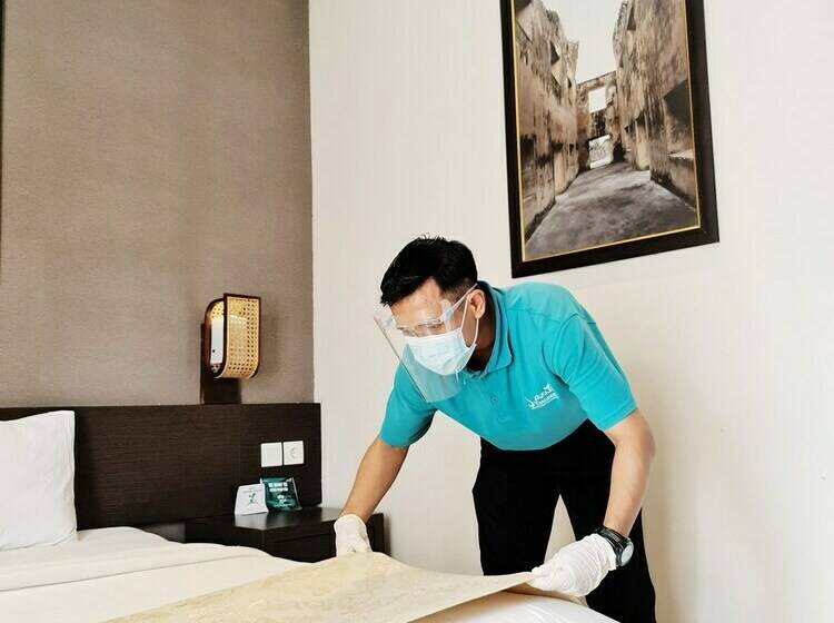 חדר דלוקס, Tasneem Convention Hotel Yogyakarta