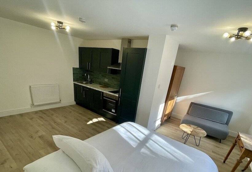 수피리어 스튜디오, Finsbury Park Studios