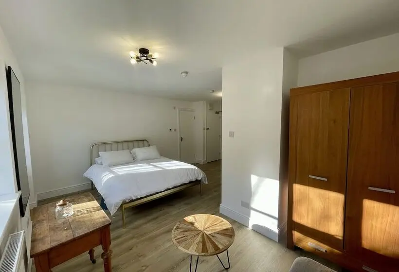 スーペリアスタジオ, Finsbury Park Studios