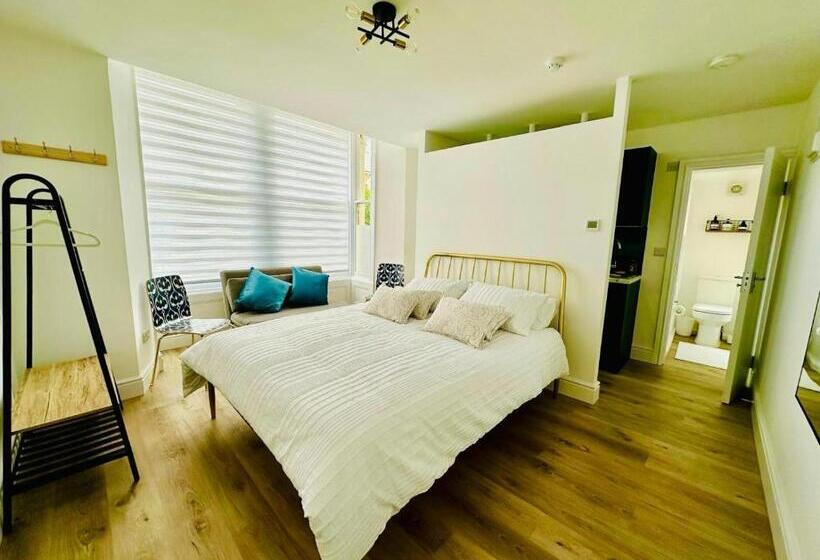 إستوديو قياسى, Finsbury Park Studios