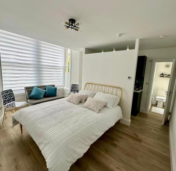 스탠다드 스튜디오, Finsbury Park Studios