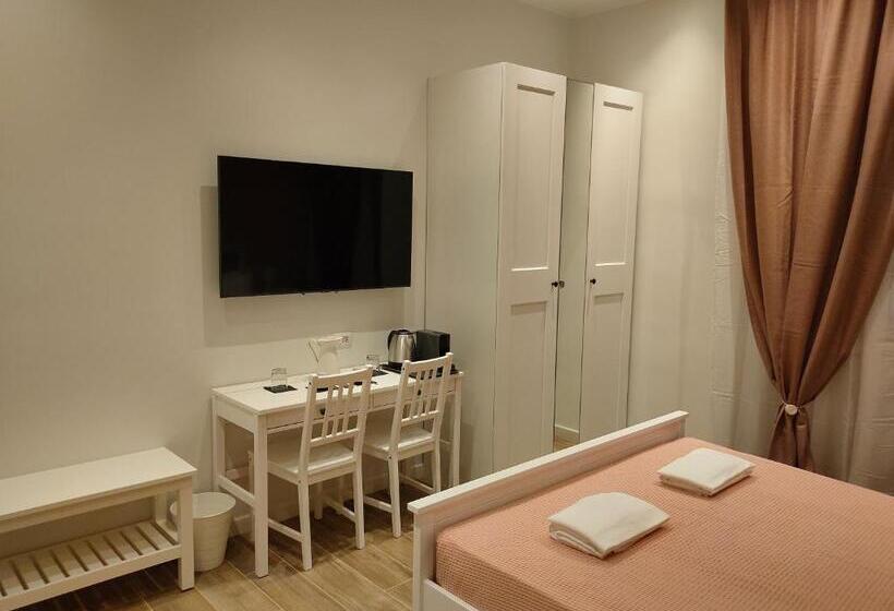 חדר דלוקס, Beplace Holy See