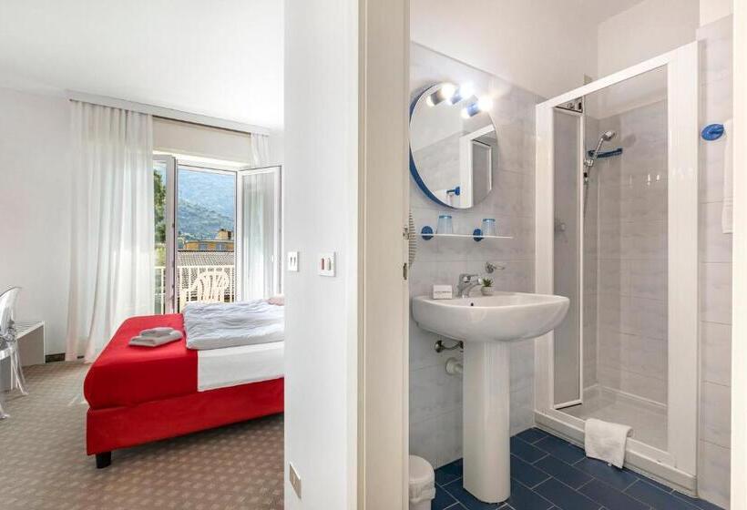 Pokój Standard z Balkonem, Bike & Wind Hotel Villa Maria   Happy Rentals