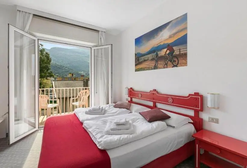 バルコニー付きスタンダードルーム, Bike & Wind Hotel Villa Maria Happy Rentals
