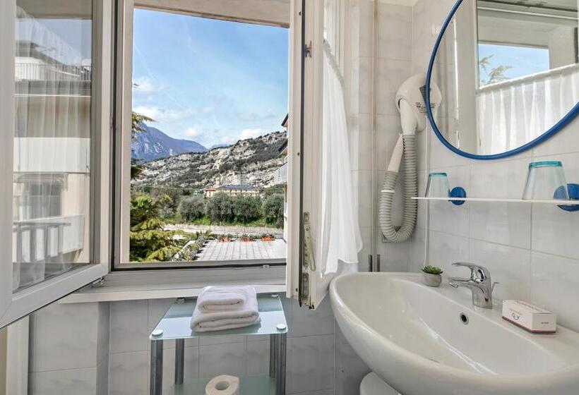 Quarto Triplo Estandar, Bike & Wind Hotel Villa Maria   Happy Rentals