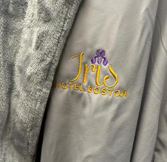 ジュニアスイート, Iris Hotel Boston