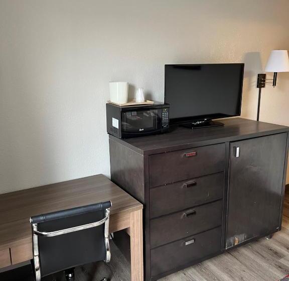 Quarto Estandar, Red Carpet Inn