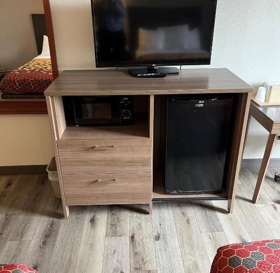 Номер Стандарт, Red Carpet Inn
