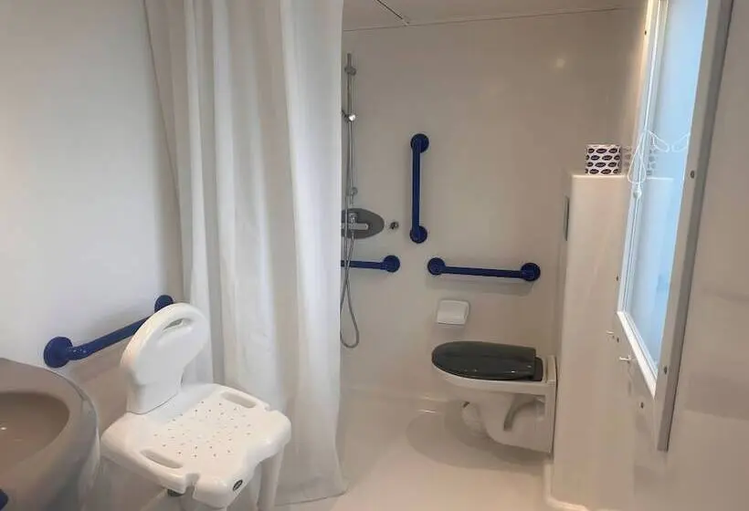 Talo 1 Makuuhuone, Villaggio Edy