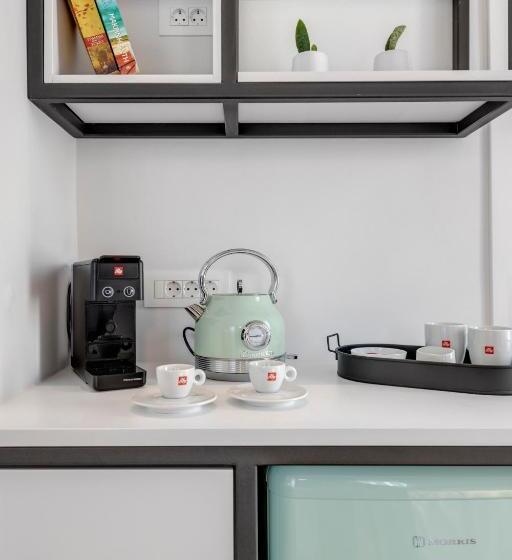 اتاق استاندارد با بالکن, Times Elegant Rooms