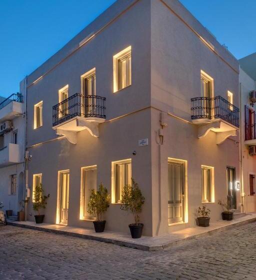 اتاق استاندارد با بالکن, Times Elegant Rooms