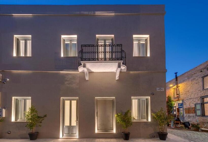 اتاق لوکس سه تخته, Times Elegant Rooms