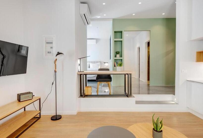 اتاق لوکس سه تخته, Times Elegant Rooms