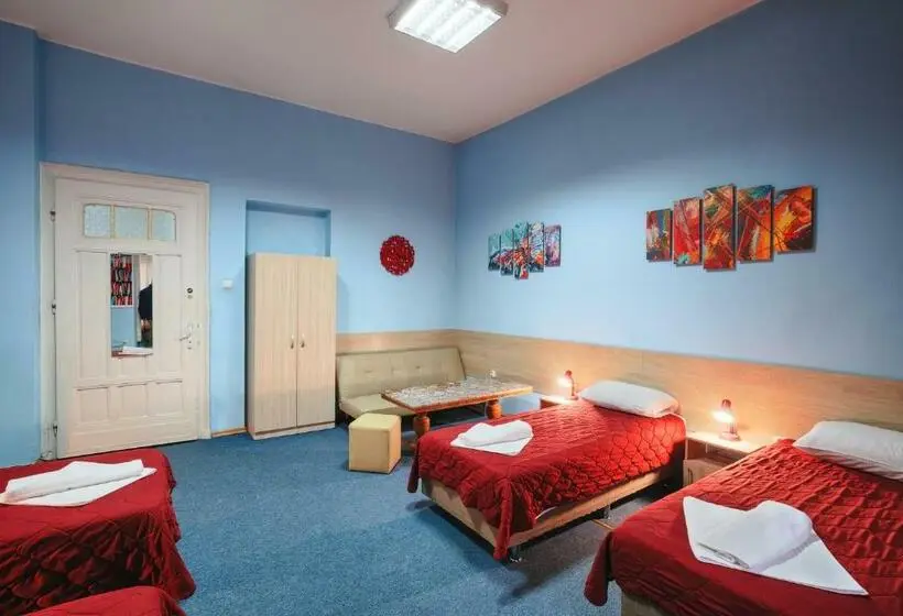 Habitación Cuádruple Estándar Baño Compartido, Guest House 32