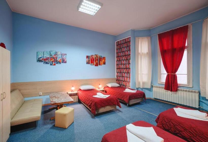 غرفة قياسية ثلاثية حمام مشترك, Guest House 32